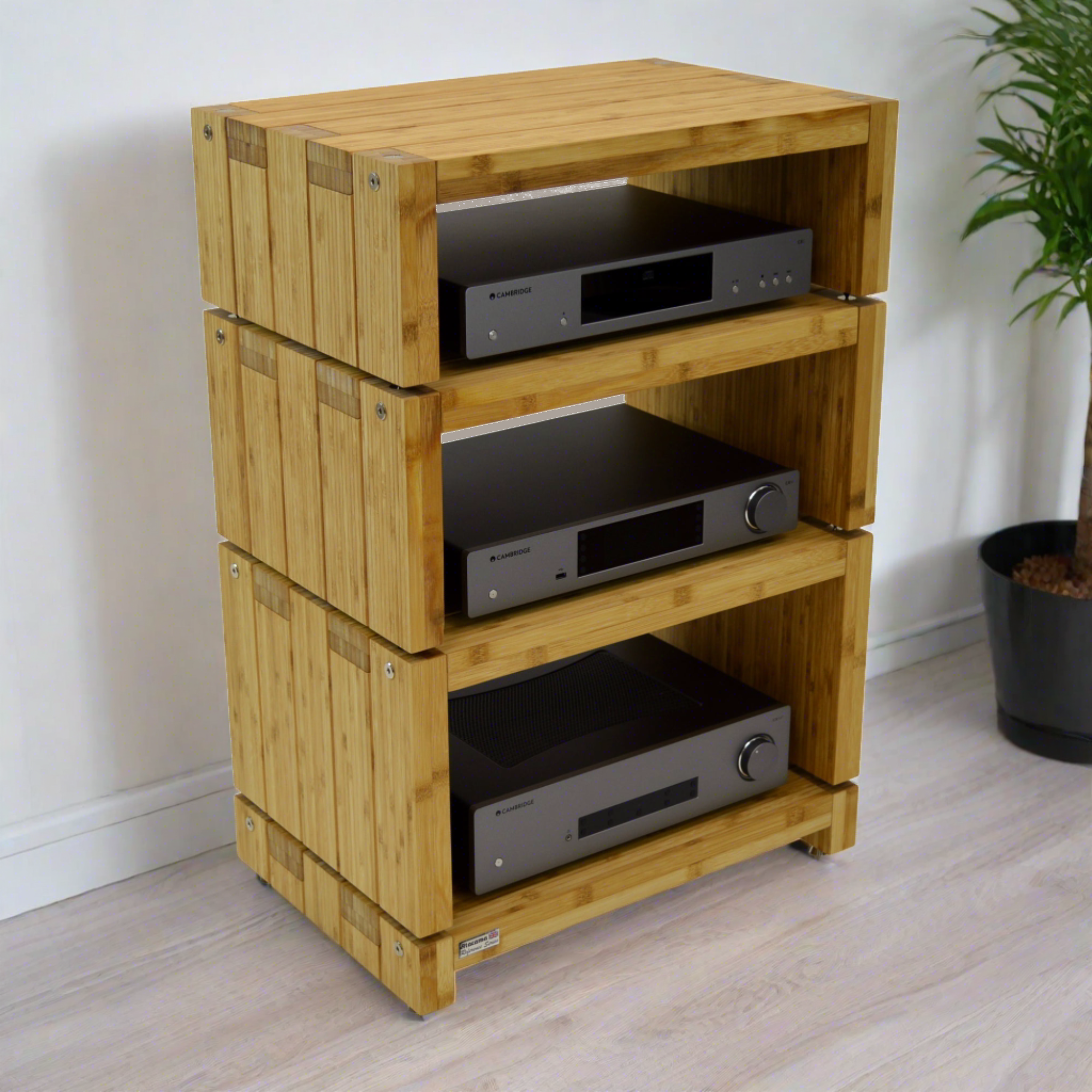 Ex Display Elite Eco 24 Reference Natural Bamboo HiFi Rack (Price shown is for 4 modules)