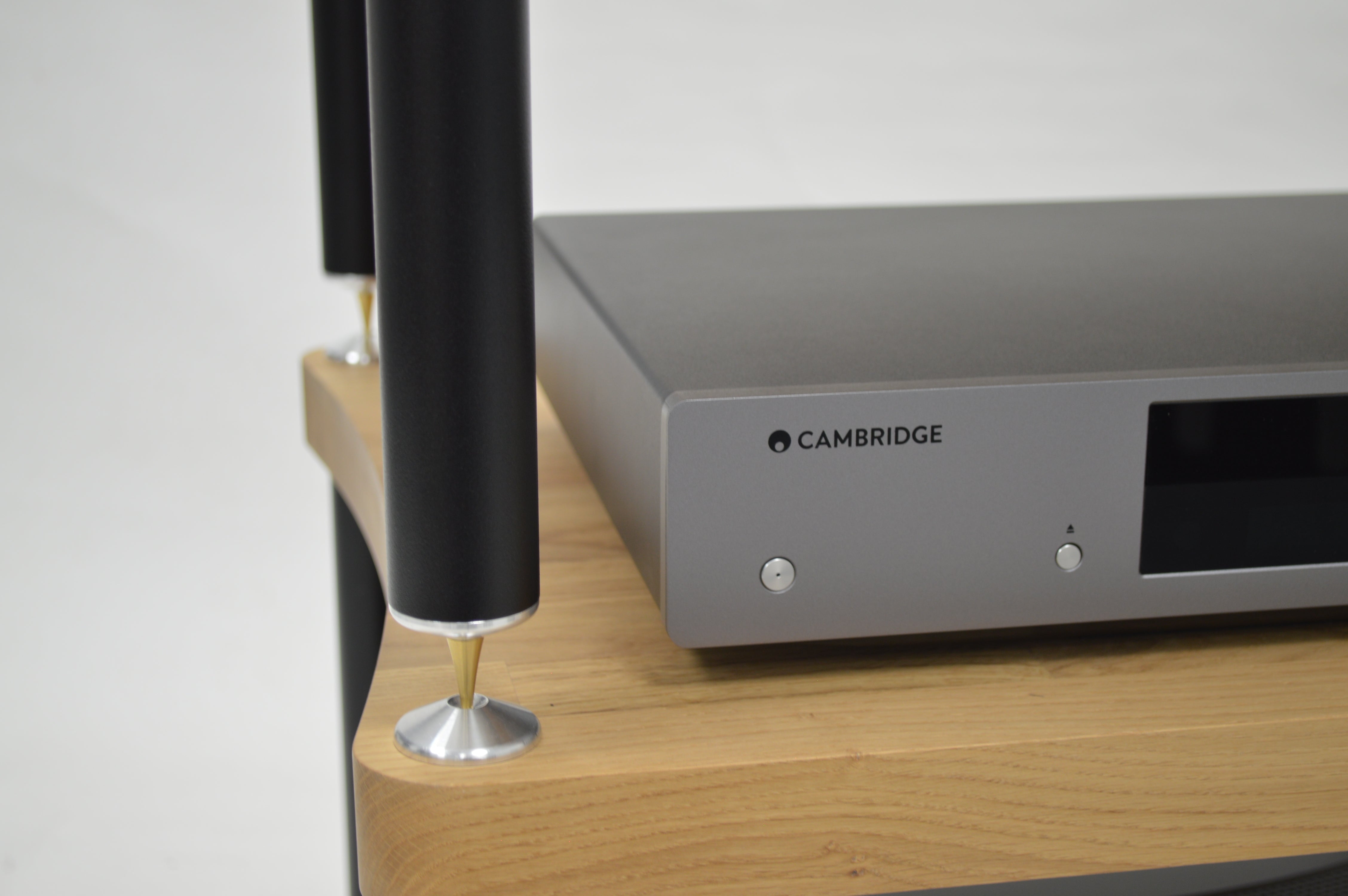 Evoque Eco 60-50 SE2 Natural Oak, Satin Black Leg packs (Price shown for 4 modules). Special Commission Only